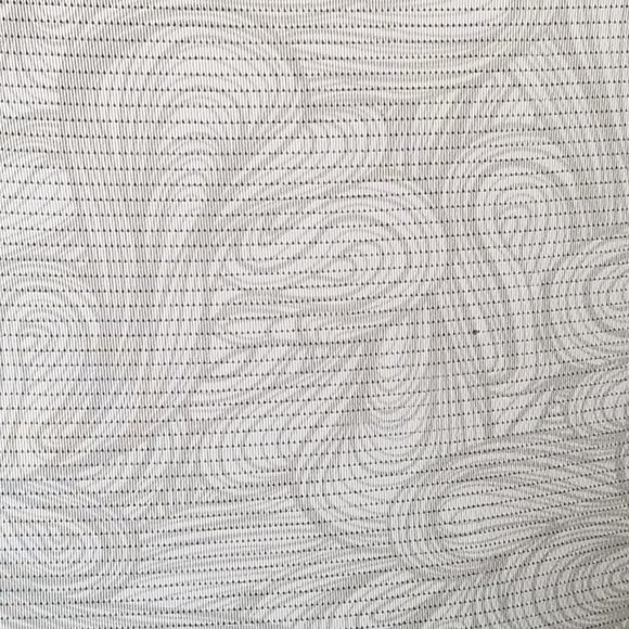 Lululemon Run: Race Tech Mesh Top - Picture 3 of 5